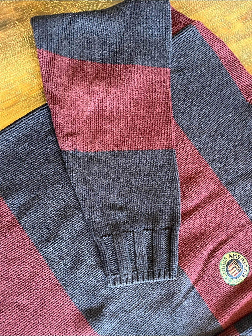 Vintage GANT Men's Navy and Burgundy and navy Striped Crewneck Sweater - Picture 2 of 7